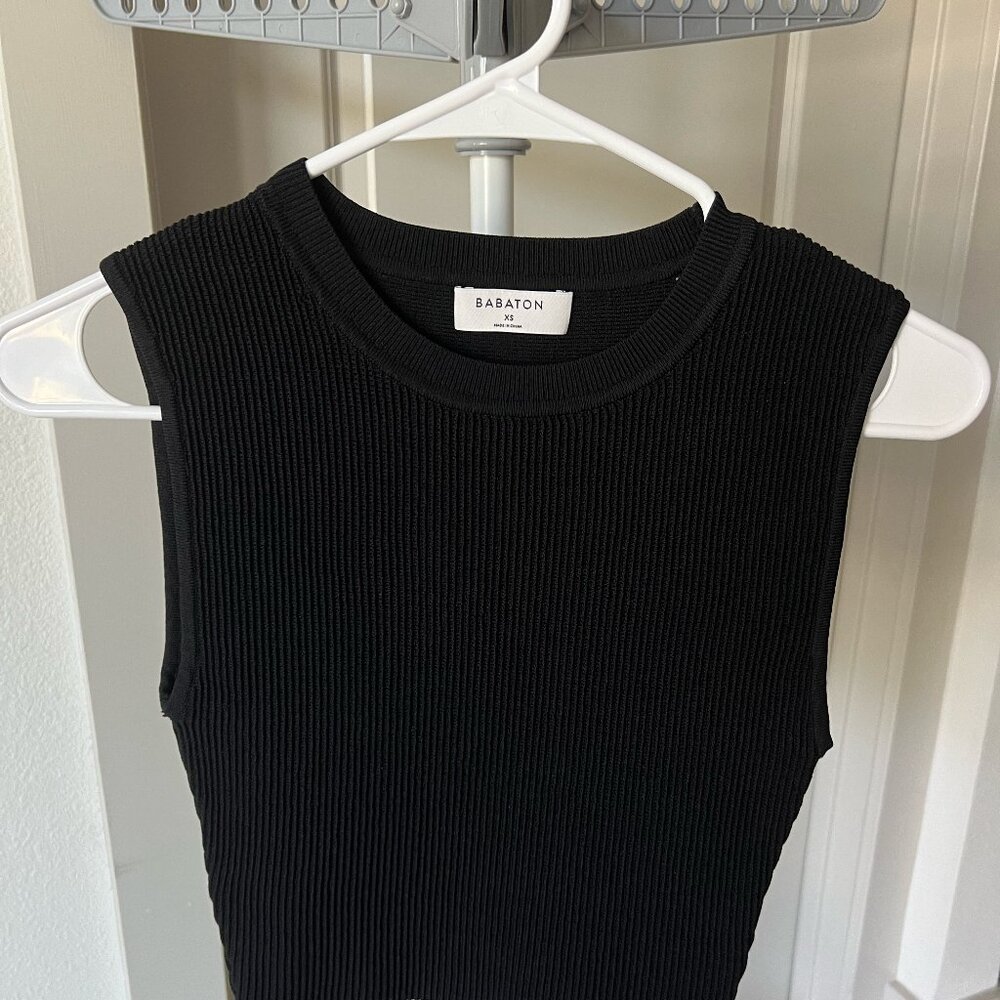 Babaton Black Textured Crop Top